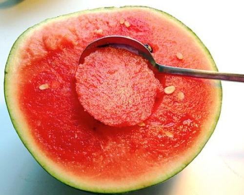 为什么吃瓜咳嗽,吃瓜咳嗽背后的科学真相