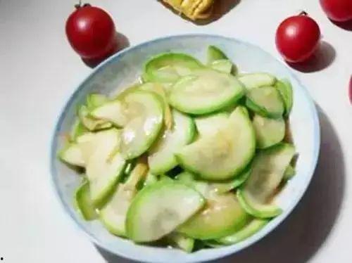 云南职校吃瓜,揭秘校园里的“瓜田”趣闻