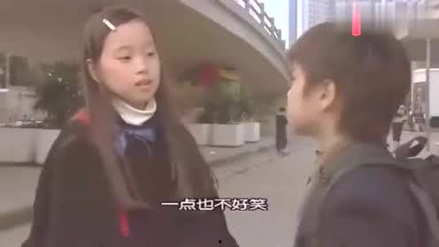 祥子小红吃瓜,瓜田里的欢乐时光